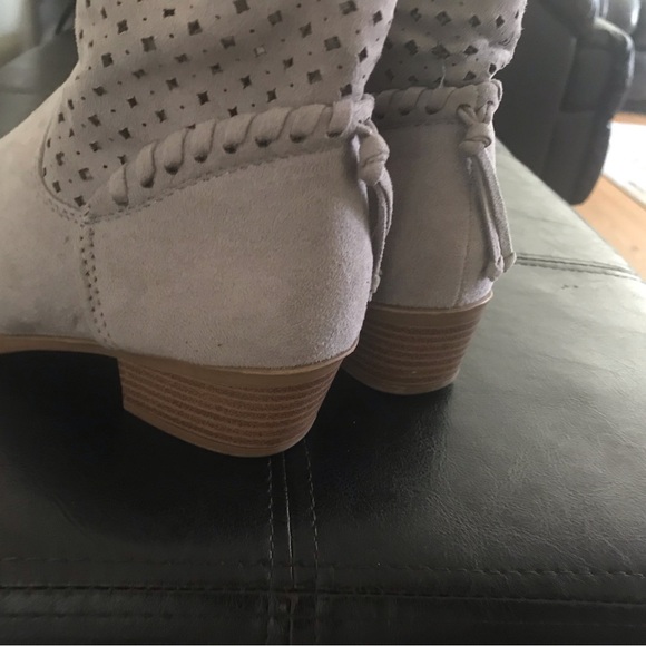 Womens boots - Picture 3 of 3